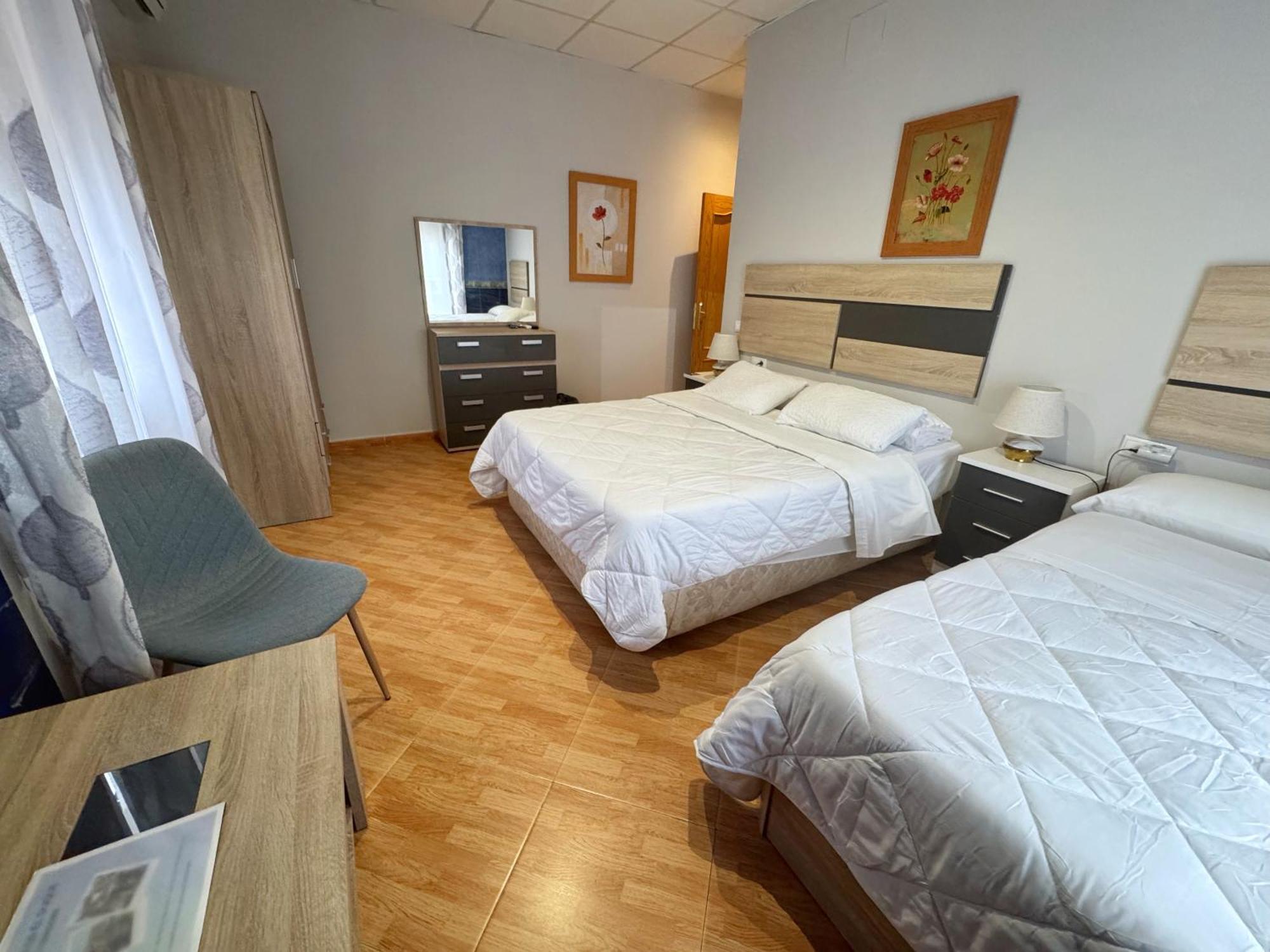 Hostal El Brillante - Alojamientos El Duque Cordoue Extérieur photo