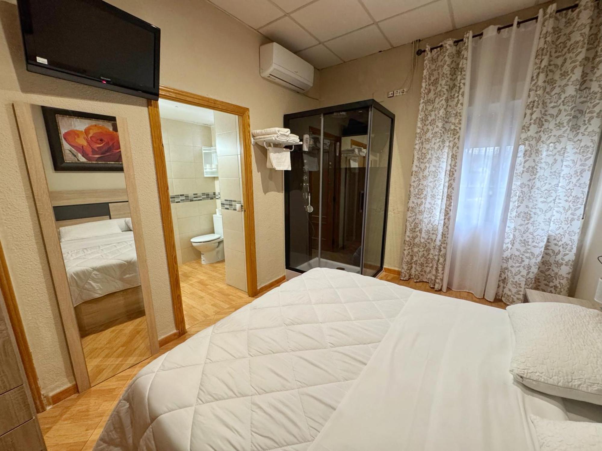 Hostal El Brillante - Alojamientos El Duque Cordoue Chambre photo