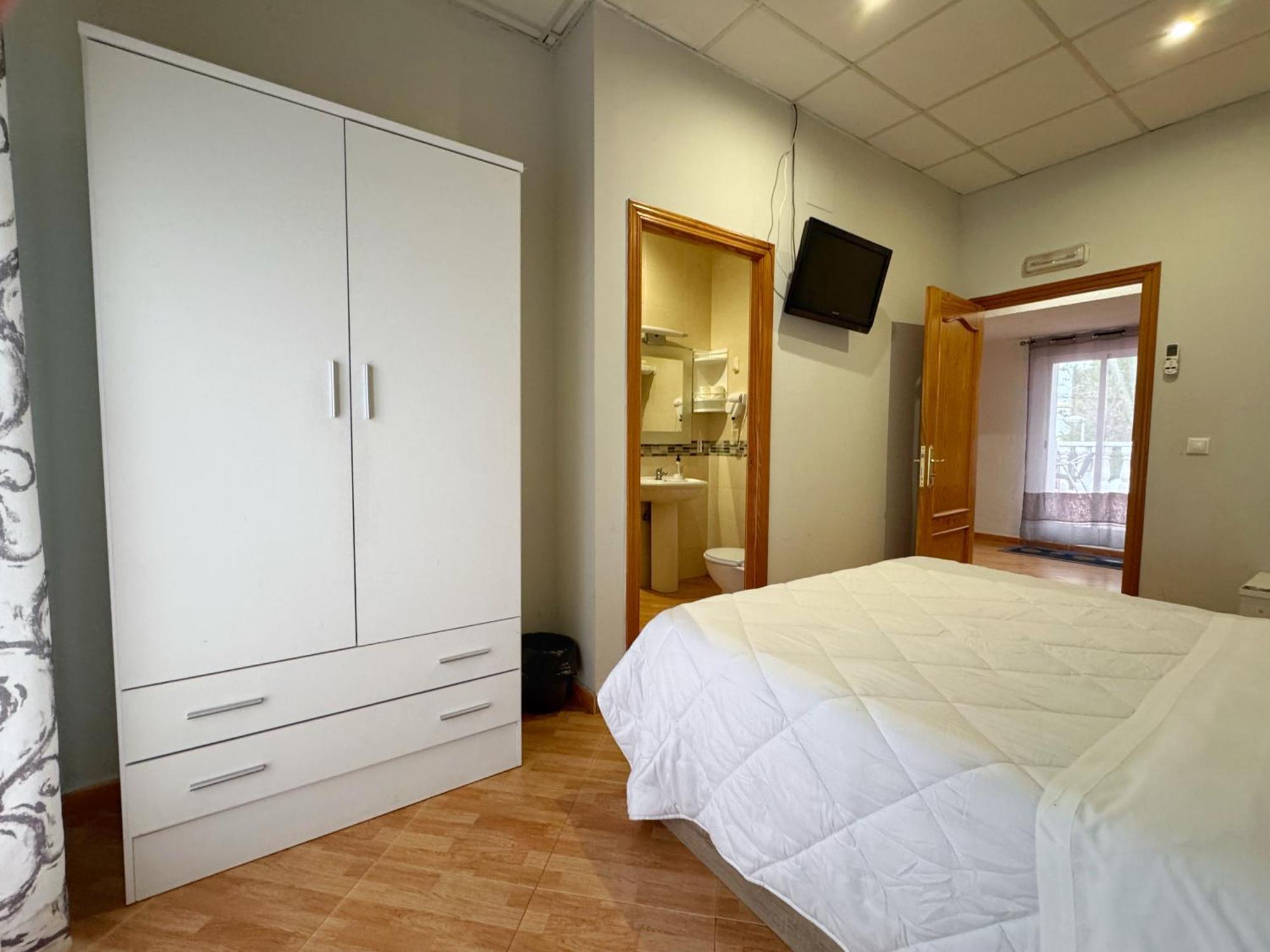 Hostal El Brillante - Alojamientos El Duque Cordoue Chambre photo